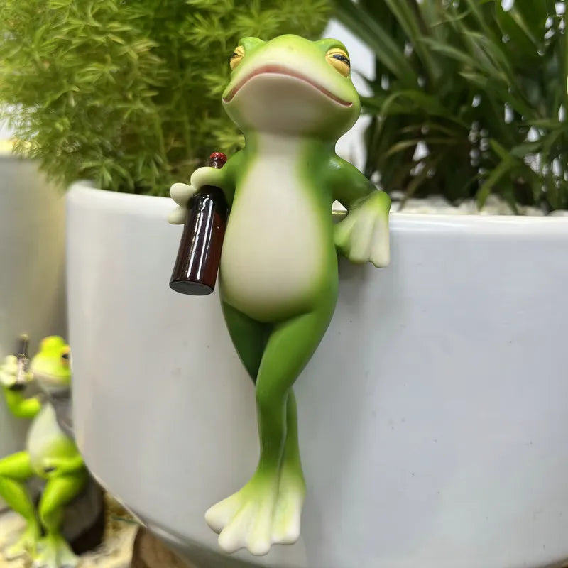 SheremArt Tipsy Frog