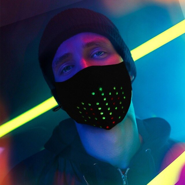 Masque LED à activation vocale