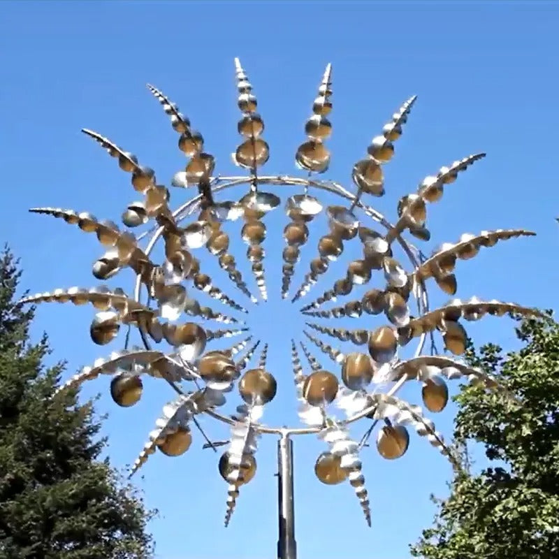 Einzigartiges und magisches Windrad aus Metall