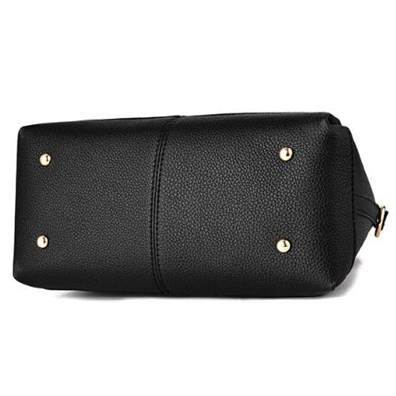 Damen-Handtaschen aus Leder mit Ästen aus Metall
